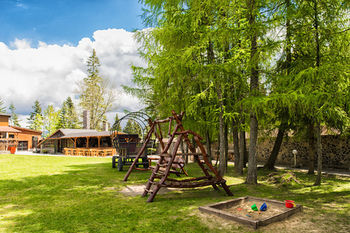 Hotel Sachticka Шпанья-Долина Экстерьер фото